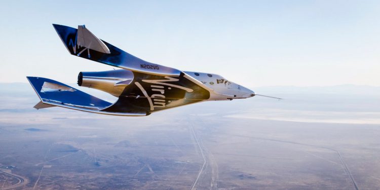 Virgin Galactic uzay uçuşu testtini  geçti