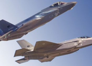 Türk bayraklı iki F-35 daha gökyüzüyle buluştu