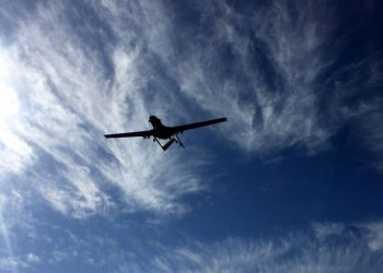 Poroşenko TB2’nin test uçuşunu yerinde izledi