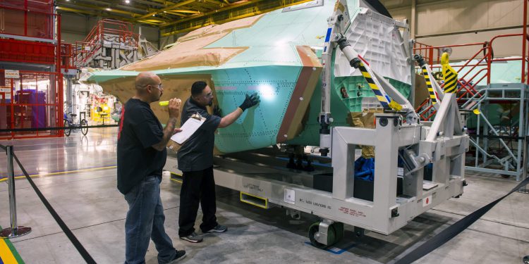 F-35’in 500’üncü “orta gövdesi” üretildi