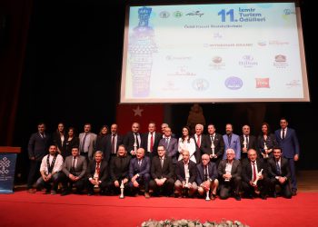 İzmir Turizm Ödülleri sahiplerini buldu