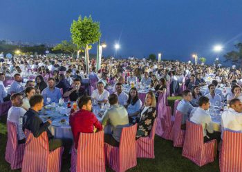 SunExpress’ten 1000 kişilik dev İftar yemeği