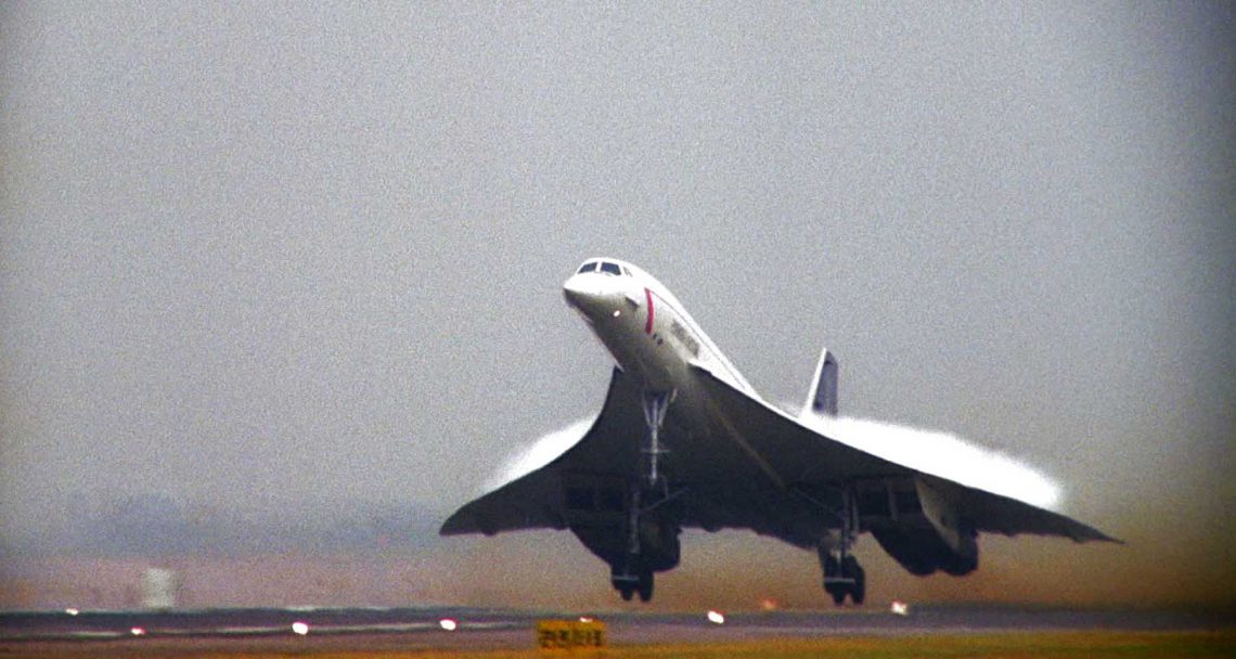 25 июля 2000 авиакатастрофа конкорд. Конкорд самолет катастрофа. Конкорд air france 4590. Конкорд air france 4590. Конкорд самолет катастрофа.