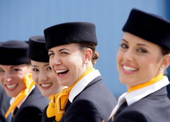 “Kabin memurlarının yarısı tacize uğruyor”