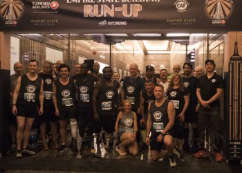 102 katlı binada THY’nin sponsorluğunda koştular