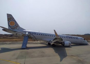 Yolcu uçağı burun üstüne indi!