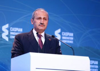 Bakan Turhan’dan İstanbul Havalimanı açıklaması