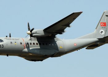 Rusya hava sahasında Türk uçağı