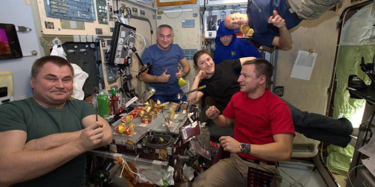 Astronotlar uzayda nasıl besleniyorlar?