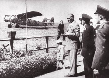 Türk havacılığının en büyük destekçisi Atatürk