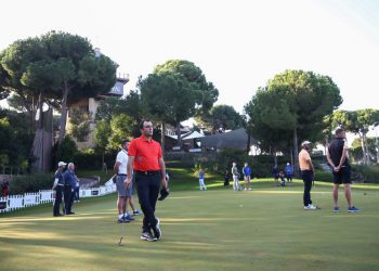 Dünyaca ünlü golfçülerden Atatürk için saygı duruşu