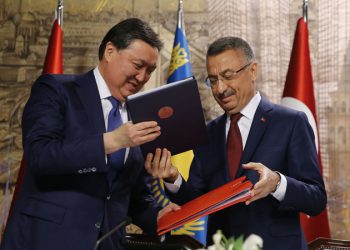 Türkiye ile Kazakistan uzay alanında iş birliği yapacak