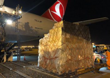 Çin’den alınan hızlı tanı kitlerini Turkish Cargo getirdi