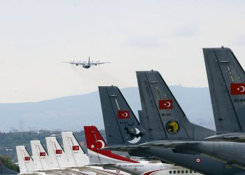 İkinci yardım uçağı ABD’ye yola çıktı