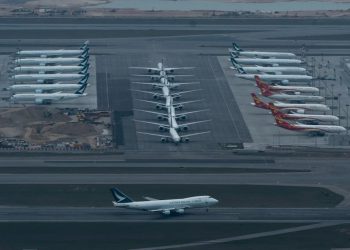 12 bin 600 yolcu uçağı yerde yatıyor