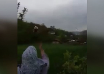 Ambulans helikopteri tarlasına indirmeyen kişi gözaltına alındı