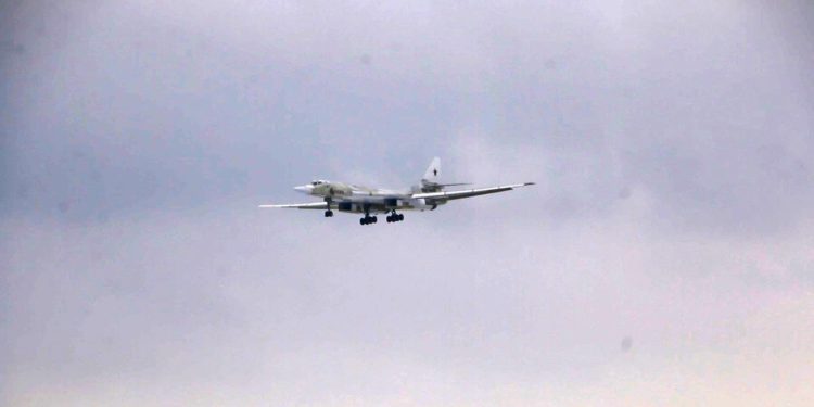 TU-160 yeni motorlarla uçtu