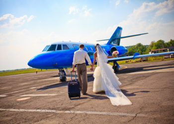 Salgında özel jette düğün trend oldu