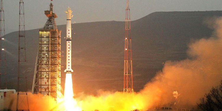 Dünyanın ilk 6G test uydusu uzaya fırlatıldı