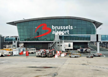 Brüksel Havalimanı’nda aşı taşıma testleri başladı