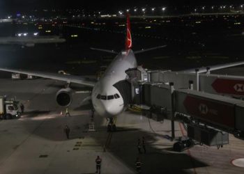 THY, İngiltere’den tahliye seferi gerçekleştirdi