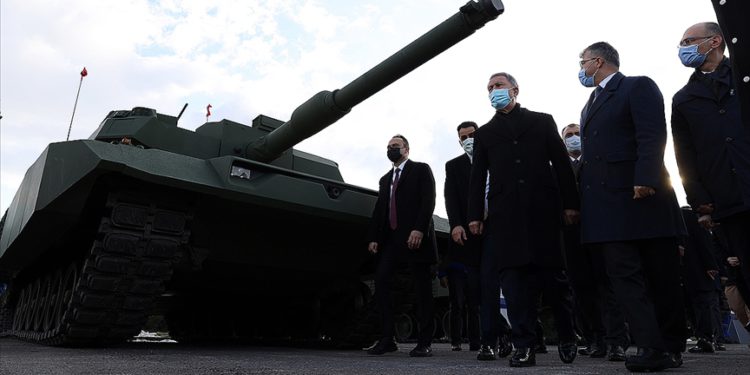 Yeni nesil Fırtına obüsü TSK’ya teslim edildi