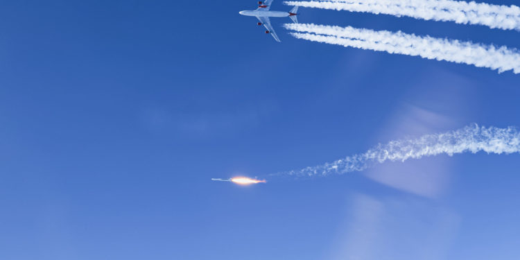 Virgin Orbit, roketini uzaya Boeing 747 ile fırlattı