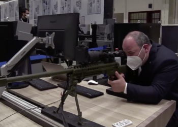 Bakanlar HAVELSAN’da atış yarışına girdi