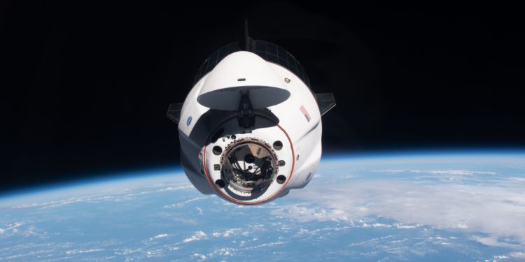 Astronotların dönüşüne rüzgâr engeli