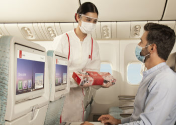 Emirates’in Ramazan kutularını sanatçılar hazırlıyor