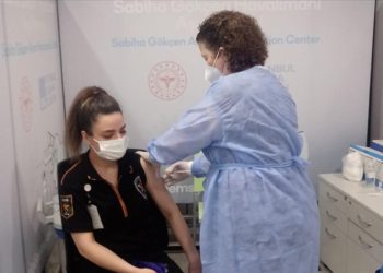 Sabiha Gökçen Havalimanı’ndaki aşı merkezi hizmet vermeye başladı