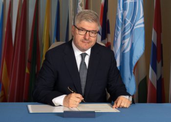 Salazar, ICAO görevine başladı