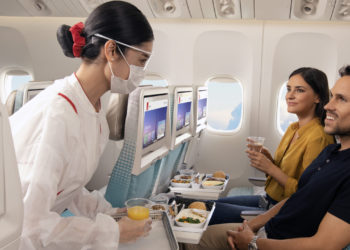 Emirates, 2 milyondan fazla yolcuya bilet değişikliği yaptı