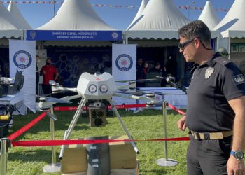 Dünyanın ilk lazer silahlı drone’u: Eren