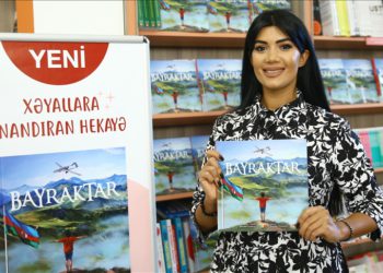 Selçuk Bayraktar’ın hayatı Azeri çocuklar için kitaplaştırıldı