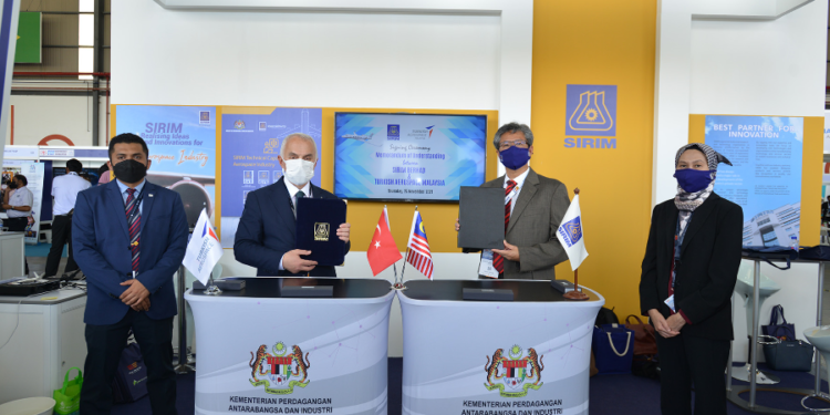 TUSAŞ, Malezya ofisinde ilk anlaşmayı yaptı