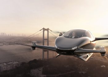 Yerli uçan taksi sıkışık trafiğe nasıl çözüm olacak?