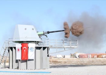 Milli Deniz Topu’nun test atışı başarıyla tamamlandı