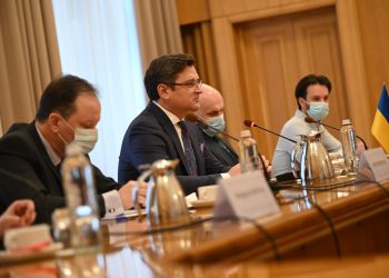 “Ukrayna’nın şu anda savaş uçaklarına ihtiyacı var!”