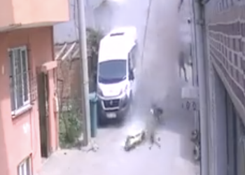 Bursa’daki eğitim uçağı kazası kameraya yansıdı