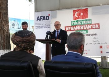 Kabil Havalimanı çalışanlarına Türkiye’den yardım eli