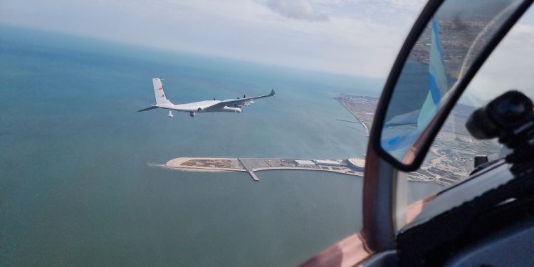 Bayraktar Akıncı, MiG-29 ile kol uçuşu yaptı