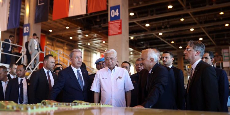 TUSAŞ’a Malezya’dan üst düzey ziyaret