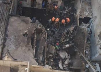 Suriye’de askeri helikopter düştü