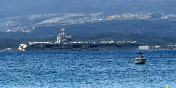 Nükleer enerjili Amerikan uçak gemisi Girit Adası’nda