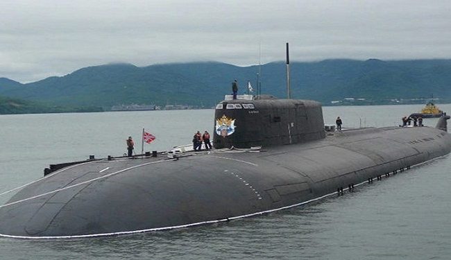 Hindistan denizaltından balistik füze fırlattı
