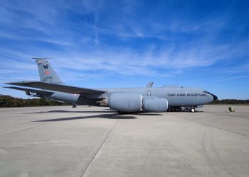 Modernize edilen KC-135R uçağı ABD’den döndü
