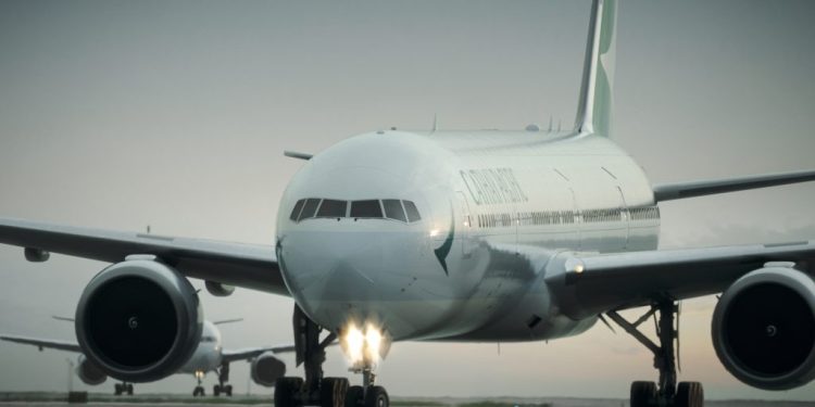 Cathay Pacific, yeni uçak siparişi vermeyi değerlendiriyor