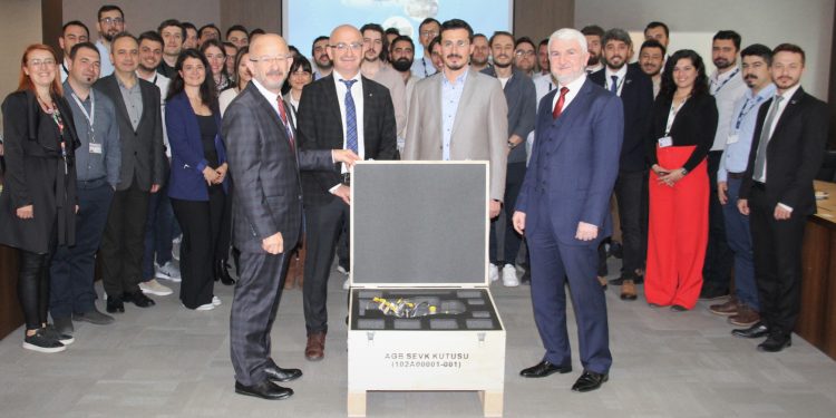 Gökbey’e güç verecek motorun aksesuar dişli kutusu teslim edildi