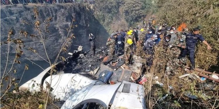 Nepal’de düşen uçağın iki kara kutusu bulundu